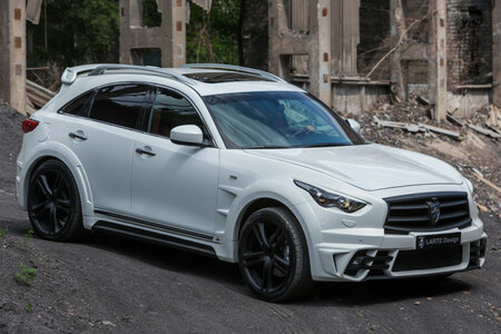 infiniti-qr70-lr3-image7-850x567.jpg